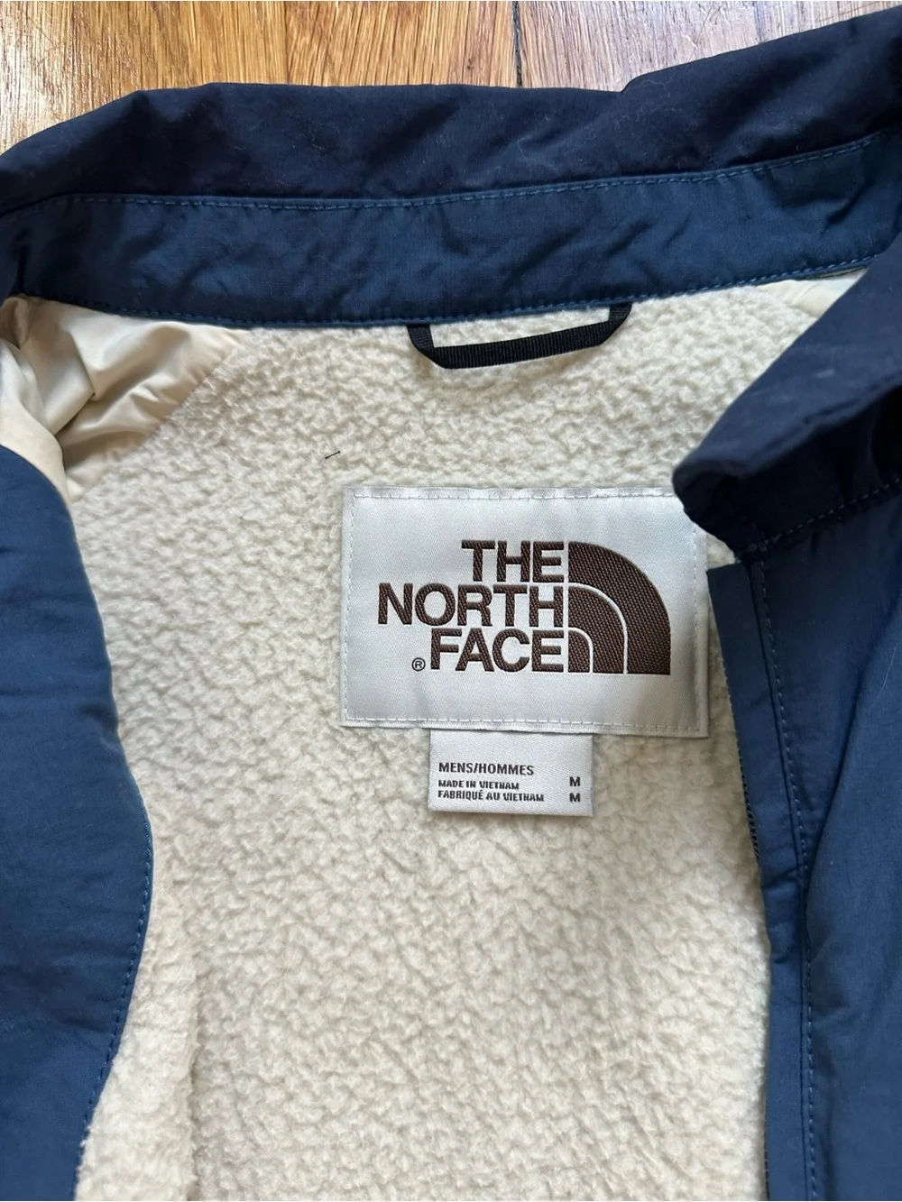 The North Face Men's Two-Tone Navy Lightweight Jacket